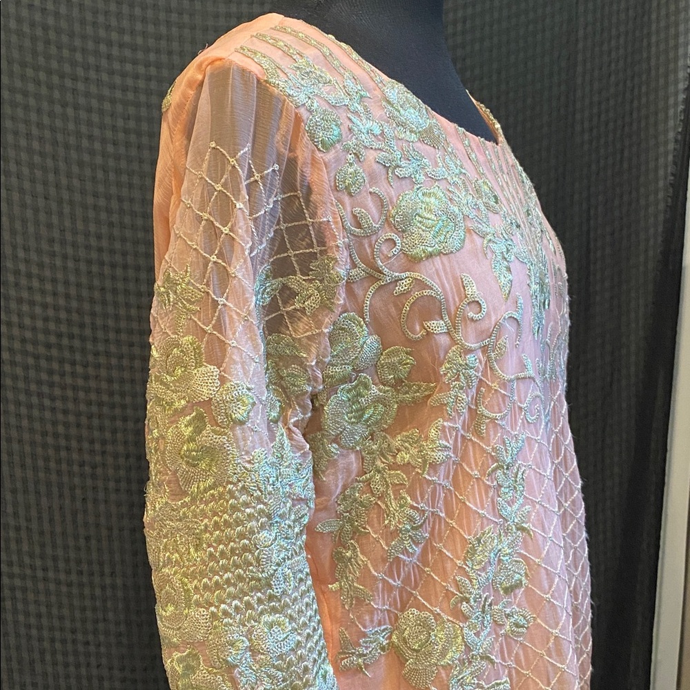 Elegant Desi Traditional Indian/Pakistani/Bangladeshi Lehenga(Skirt) Dupatta